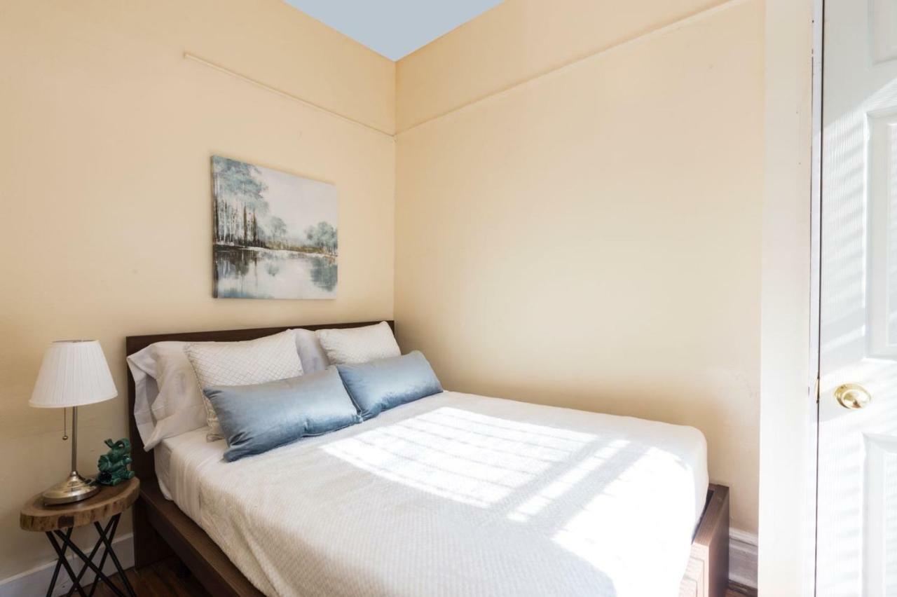 Lavish 3 Bedroom Apt In Williamsburg!! نيو يورك المظهر الخارجي الصورة
